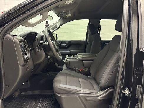 Used 2020 Chevrolet Silverado 1500 Custom Trail Boss w/ Custom Convenience Package AWD/4WD image 15