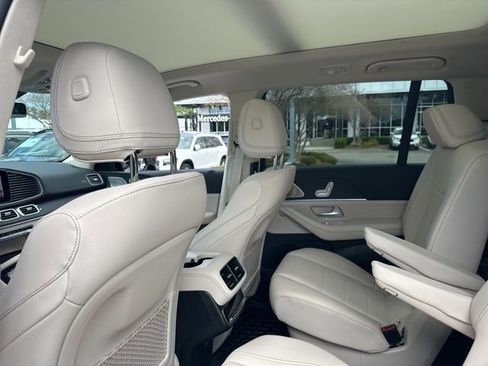 New 2026 Mercedes-Benz GLS 450 4MATIC image 23
