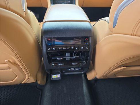 Used 2022 Jeep Grand Cherokee Summit image 34