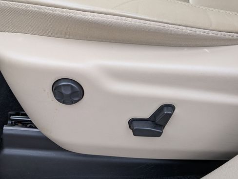 Used 2021 Jeep Grand Cherokee Limited w/ Trailer Tow Group IV image 15