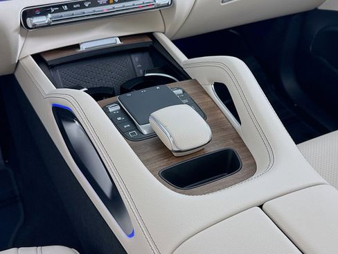 New 2026 Mercedes-Benz GLE 450 4MATIC image 5