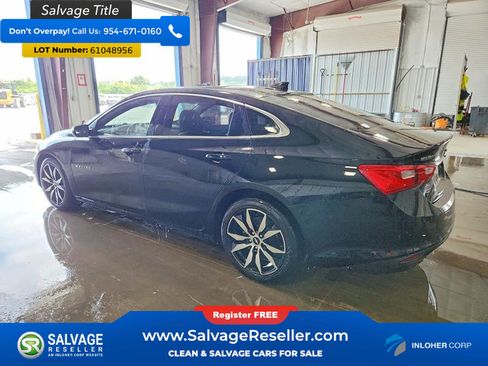 Used 2017 Chevrolet Malibu LT w/ Leather Package FWD image 3