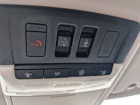 Used 2021 Nissan Rogue SL w/ Premium Package FWD image 12