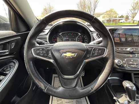 Used 2016 Chevrolet Malibu LT w/ Leather Package image 25