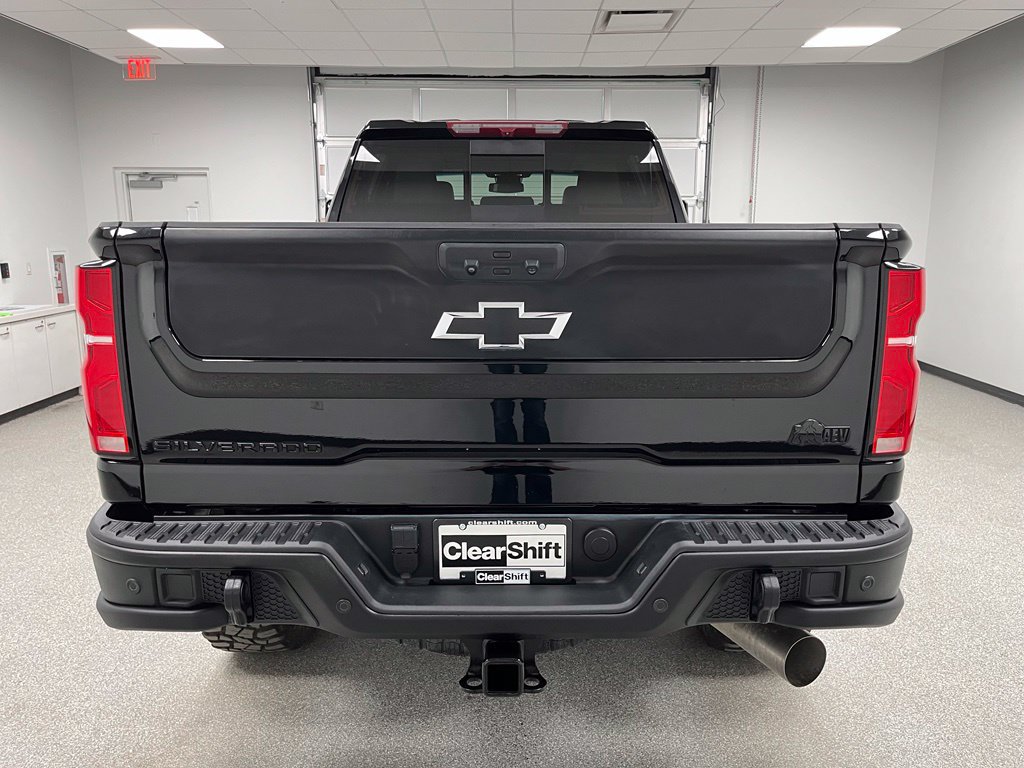 Used 2025 Chevrolet Silverado 2500 ZR2 w/ ZR2 Bison Edition AWD/4WD image 7