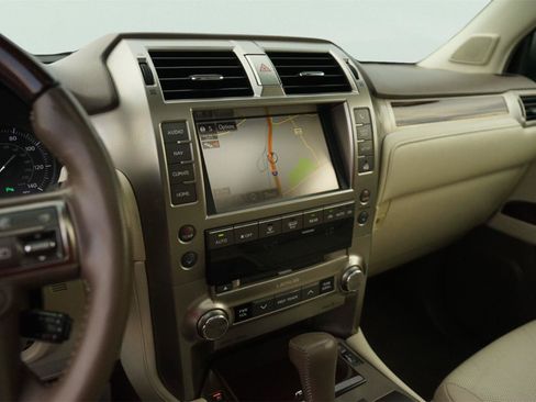 Used 2017 Lexus GX 460 Premium AWD/4WD image 27
