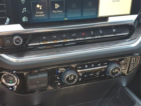 New 2026 Chevrolet Silverado 1500 LTZ w/ LTZ Premium Package image 8