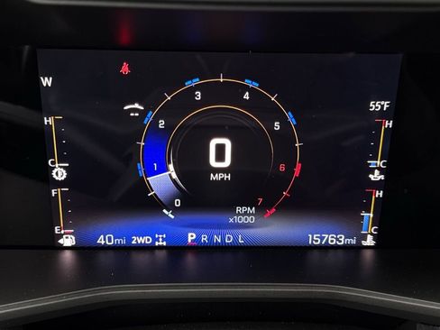 Used 2023 Chevrolet Colorado Trail Boss w/ Technology Package AWD/4WD image 9