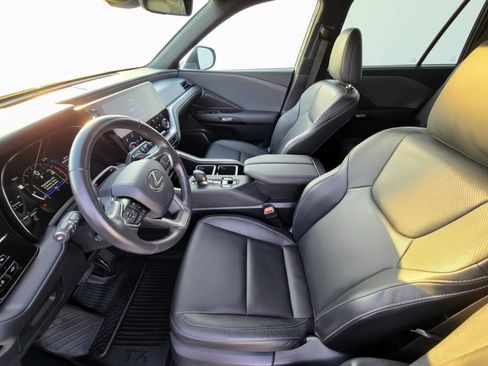 Used 2025 Lexus TX 350 FWD w/ Convenience Package image 10