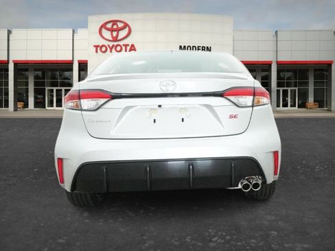 New 2026 Toyota Corolla SE FWD image 12