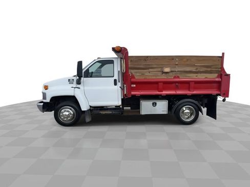 Used 2005 Chevrolet Kodiak C4500 2WD Regular Cab image 5