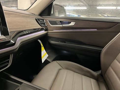 New 2026 Volkswagen Atlas SEL AWD/4WD image 33