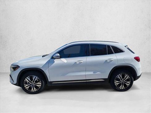 Used 2026 Mercedes-Benz GLA 250 4MATIC image 5