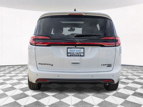 New 2026 Chrysler Pacifica Limited w/ S Appearance Package AWD/4WD image 18
