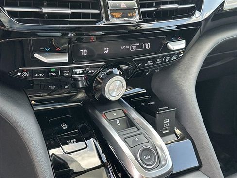 Used 2025 Acura MDX SH-AWD image 39