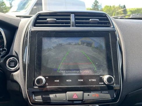Used 2024 Mitsubishi Outlander Sport AWD image 17