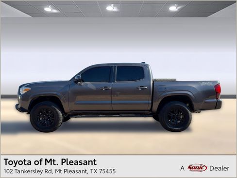 Used 2021 Toyota Tacoma SR image 1