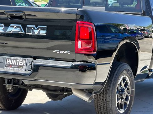 New 2025 RAM 2500 Laramie w/ Towing Technology Group AWD/4WD image 8