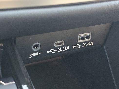 Certified 2025 Subaru Outback Premium w/ Popular Package #1A image 24