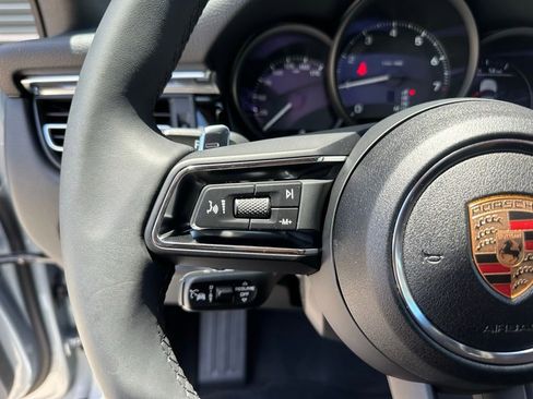 Certified 2025 Porsche Macan Turbo image 21