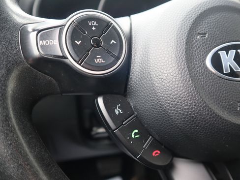 Used 2016 Kia Soul + image 52