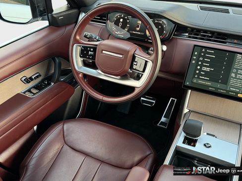 Used 2024 Land Rover Range Rover SE AWD/4WD image 13