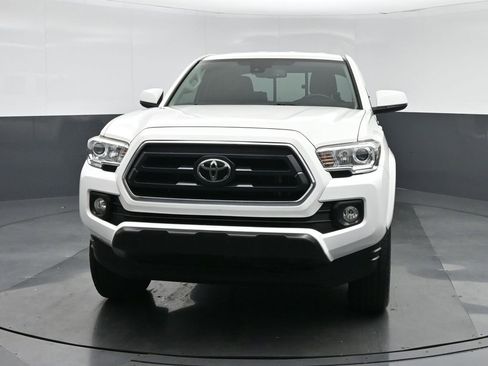 Used 2021 Toyota Tacoma SR5 image 2