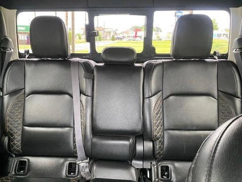 Used 2021 Jeep Gladiator Overland AWD/4WD image 24