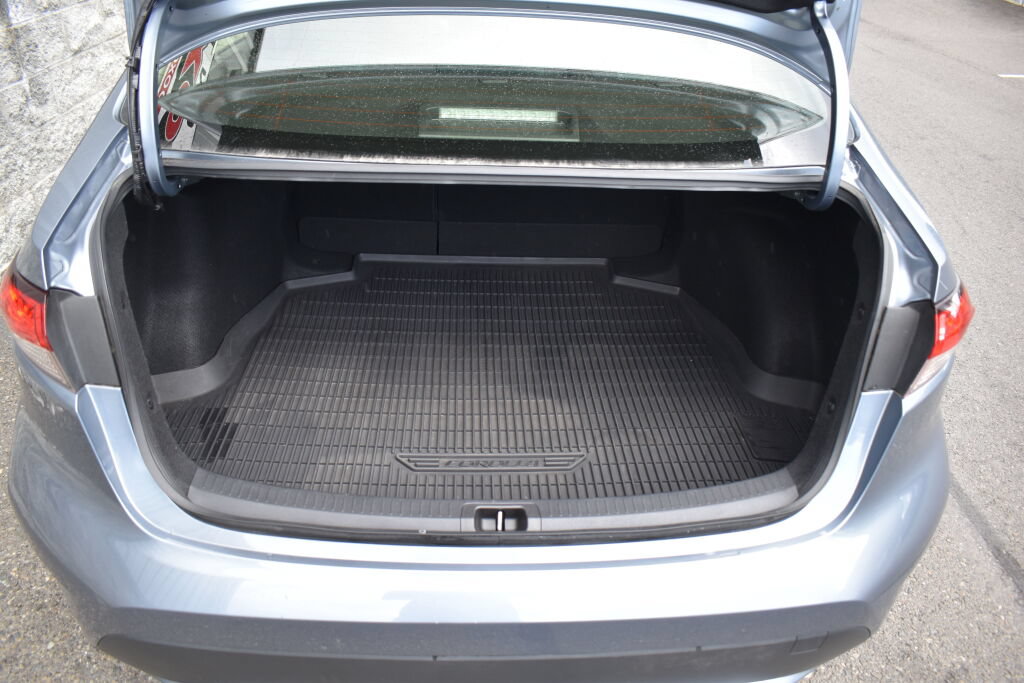 Certified 2022 Toyota Corolla LE FWD image 21