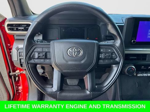 Used 2025 Toyota Tacoma SR5 AWD/4WD image 26