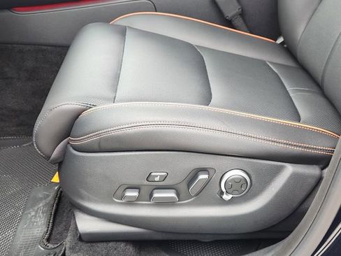 New 2026 Genesis GV70 2.5T Sport Prestige AWD/4WD image 19
