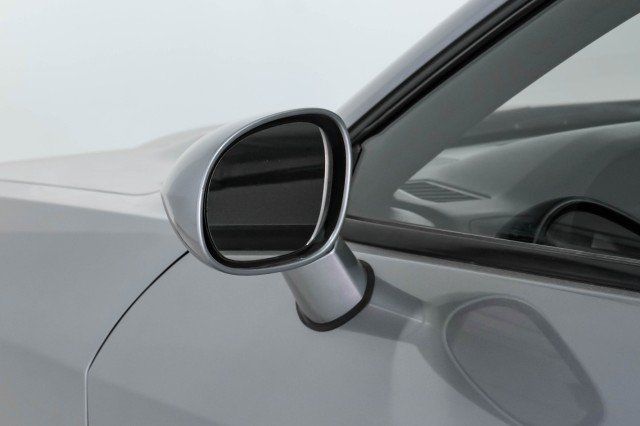 Used 2013 Dodge Challenger R/T RWD image 33