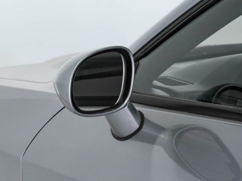 Used 2013 Dodge Challenger R/T RWD image 33