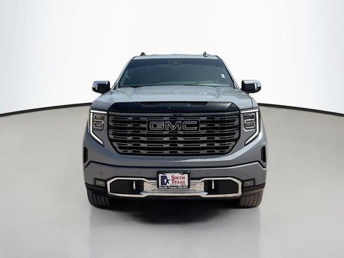 Used 2025 GMC Sierra 1500 Denali Ultimate AWD/4WD image 2