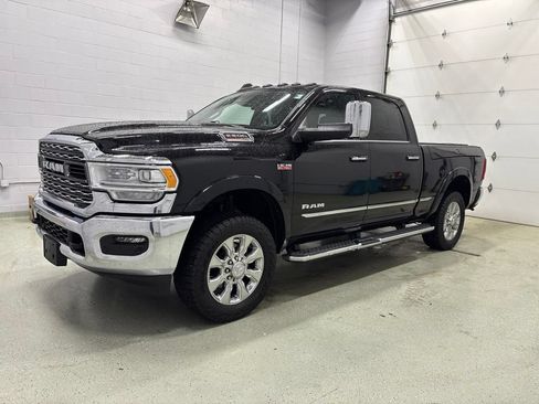 Used 2022 RAM 2500 Limited AWD/4WD image 9