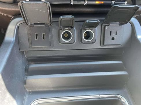 Used 2018 Chevrolet Silverado 1500 LTZ Z71 w/ LTZ Plus Package AWD/4WD image 32
