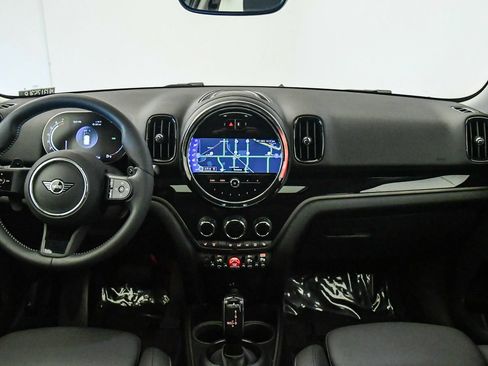Certified 2024 MINI Cooper Countryman S FWD image 15