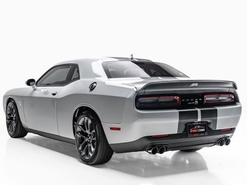 Used 2021 Dodge Challenger R/T Scat Pack w/ Plus Package image 8