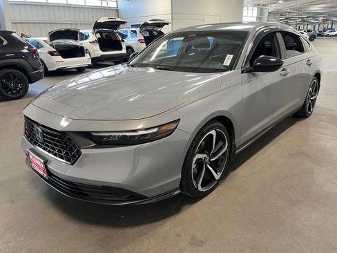 Used 2024 Honda Accord Sport image 7