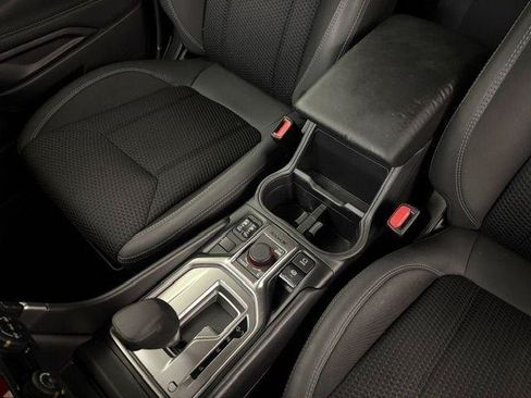 Used 2023 Subaru Forester Premium AWD/4WD image 6