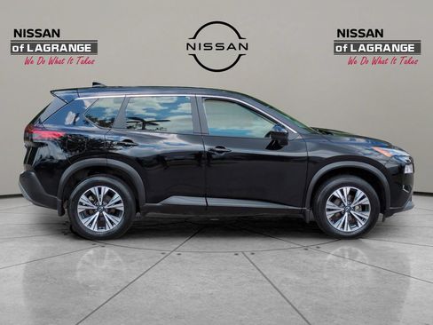 Used 2023 Nissan Rogue SV AWD/4WD image 5