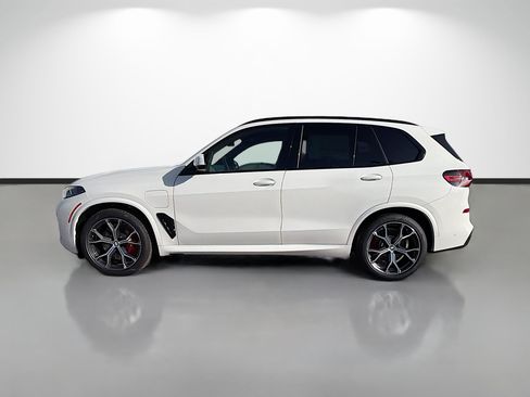 New 2026 BMW X5 xDrive50e w/ M Sport Package AWD/4WD image 6