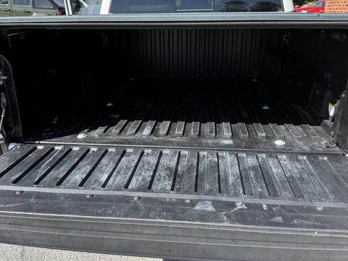 Used 2020 Toyota Tacoma TRD Sport AWD/4WD image 17