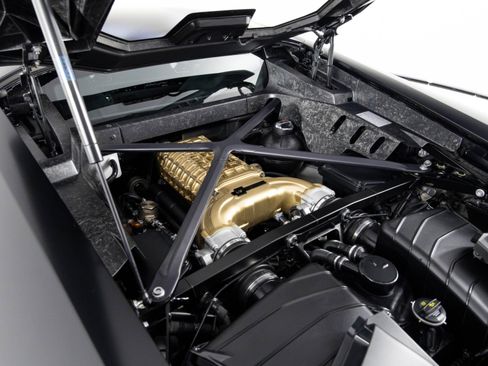 Used 2018 Lamborghini Huracan Performante image 50