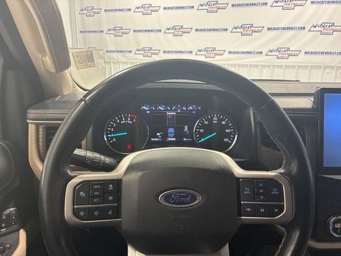 Used 2023 Ford Expedition Limited AWD/4WD image 19