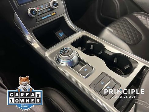 Used 2024 Ford Edge Titanium image 27