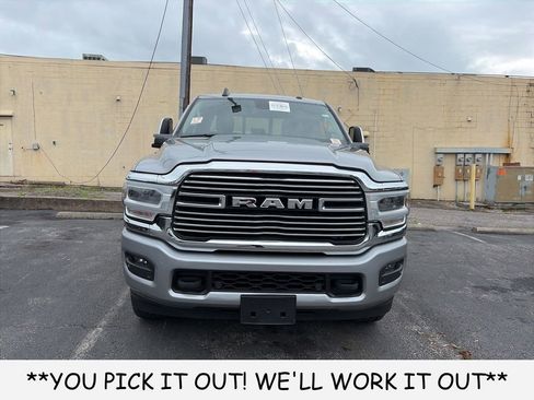 Used 2024 RAM 2500 Laramie AWD/4WD image 2