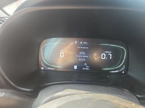Used 2024 Kia Soul LX w/ Option Group 015 FWD image 19