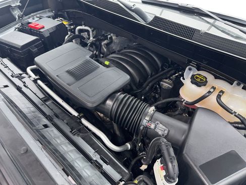 Used 2025 Chevrolet Silverado 1500 LT image 54