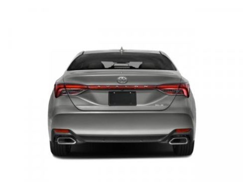 Used 2020 Toyota Avalon XLE image 5